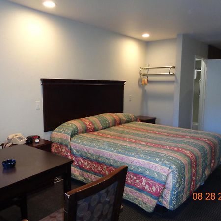 Long Beach Luxury Inn Εξωτερικό φωτογραφία